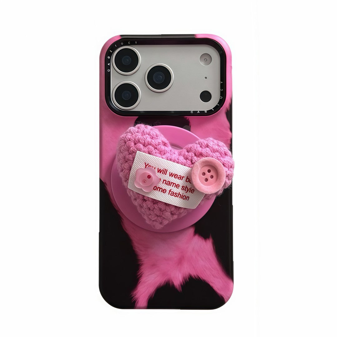 milk patterned knitted heart magnetic grip phone case