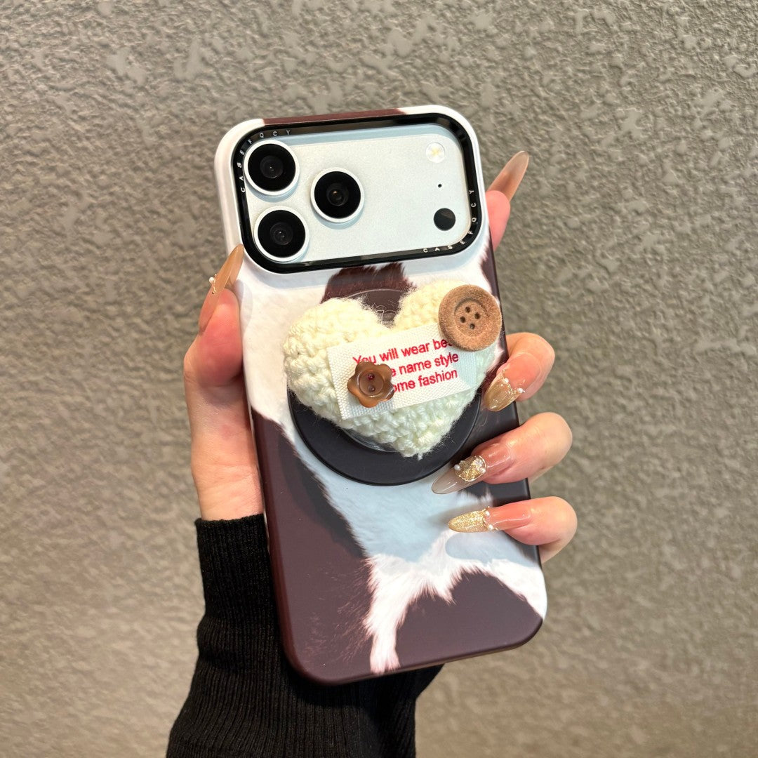 milk patterned knitted heart magnetic grip phone case